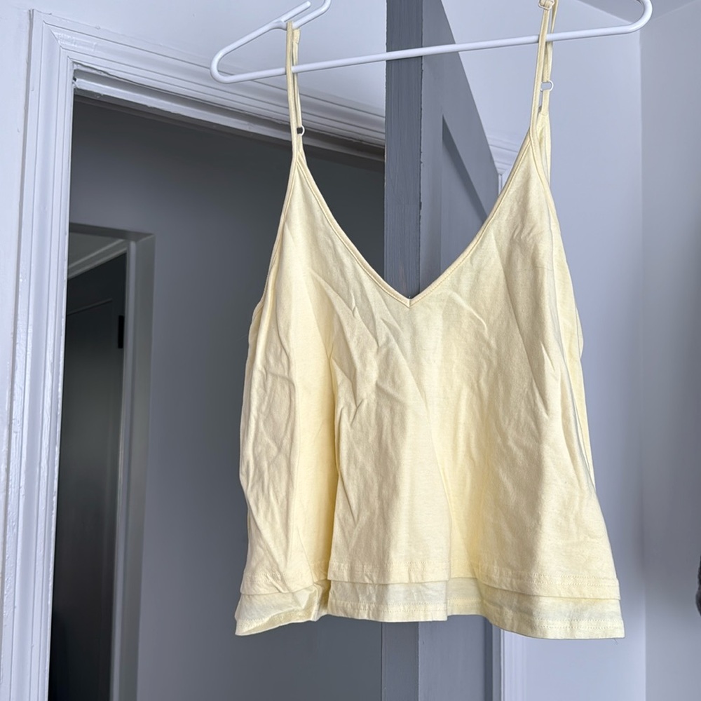 Women’s tank top crop